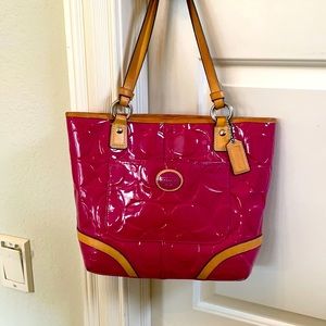 Coach Plum/Fuscia Purse